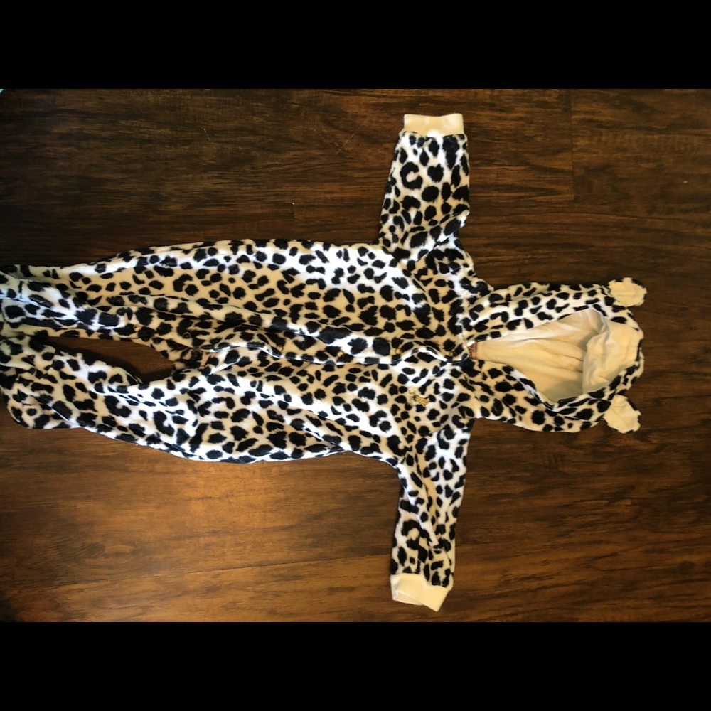 0-3 months nighttime hooded onesie